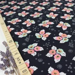 Bio Popeline Baumwollstoff Monsoon Bloom Aus Der Serie Tropical Garden Von Cloud9