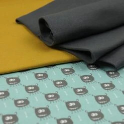 Bio Jersey Motiv Tiny Monsters Von Stoffonkel In Türkis -STOFFBIOTOP Verkäufe Motiv Tiny Monsters von Stoffonkel in 460 2