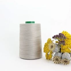 Nähgarn Sand Grau 100% Bio Baumwolle Scanfil 5000m Kone