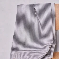 ORGANIC STRIPE COTTON In Black/Creamy White Von Mind The MAKER