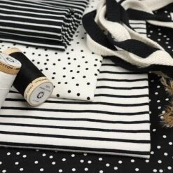 Bio Jersey Stoff Streifen Weiß Schwarz Ringeljersey Stoffonkel -STOFFBIOTOP Verkäufe Streifen weiss schwarz Ringeljersey Stoffonkel Bio 418 3